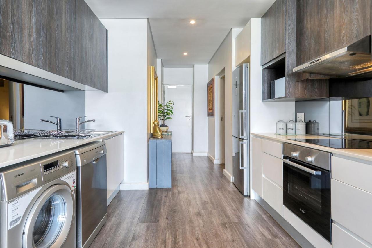 Backup-Powered Classic Luxury Apartment Cape Town Exterior foto