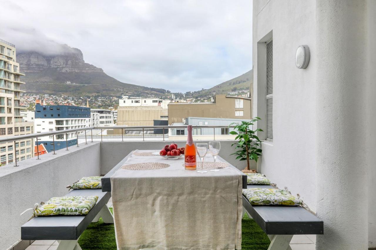 Backup-Powered Classic Luxury Apartment Cape Town Exterior foto