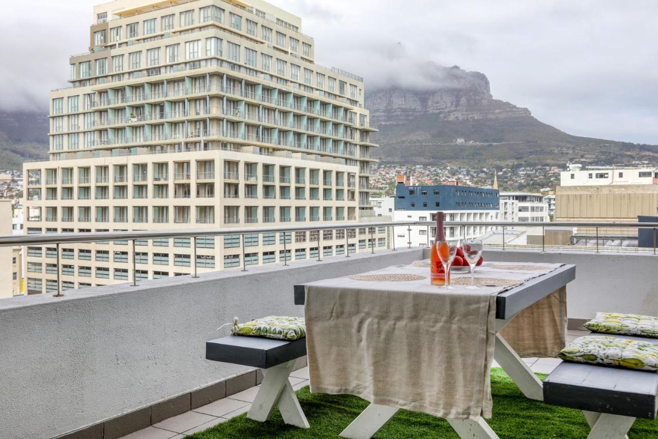 Backup-Powered Classic Luxury Apartment Cape Town Exterior foto